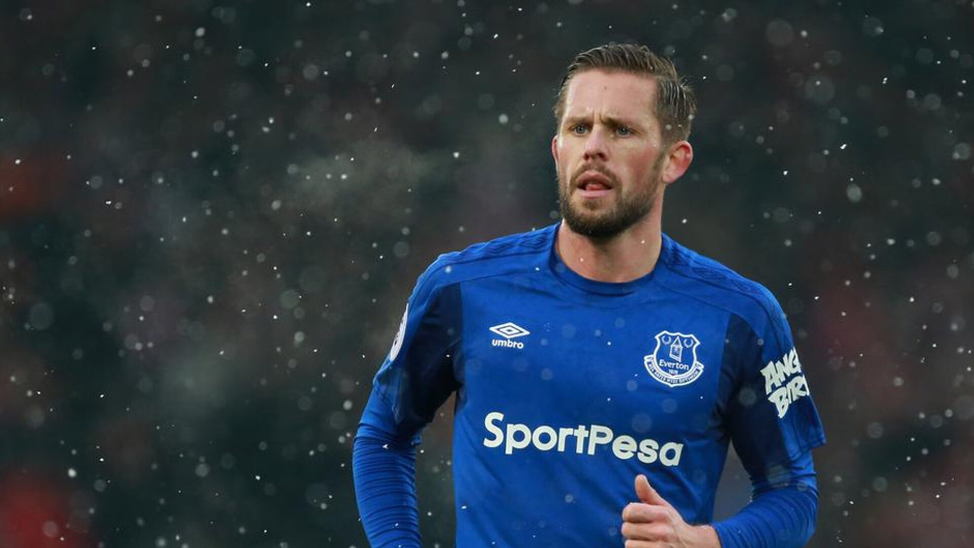 《Valorant战术大师赛，’新星’逆袭夺冠》